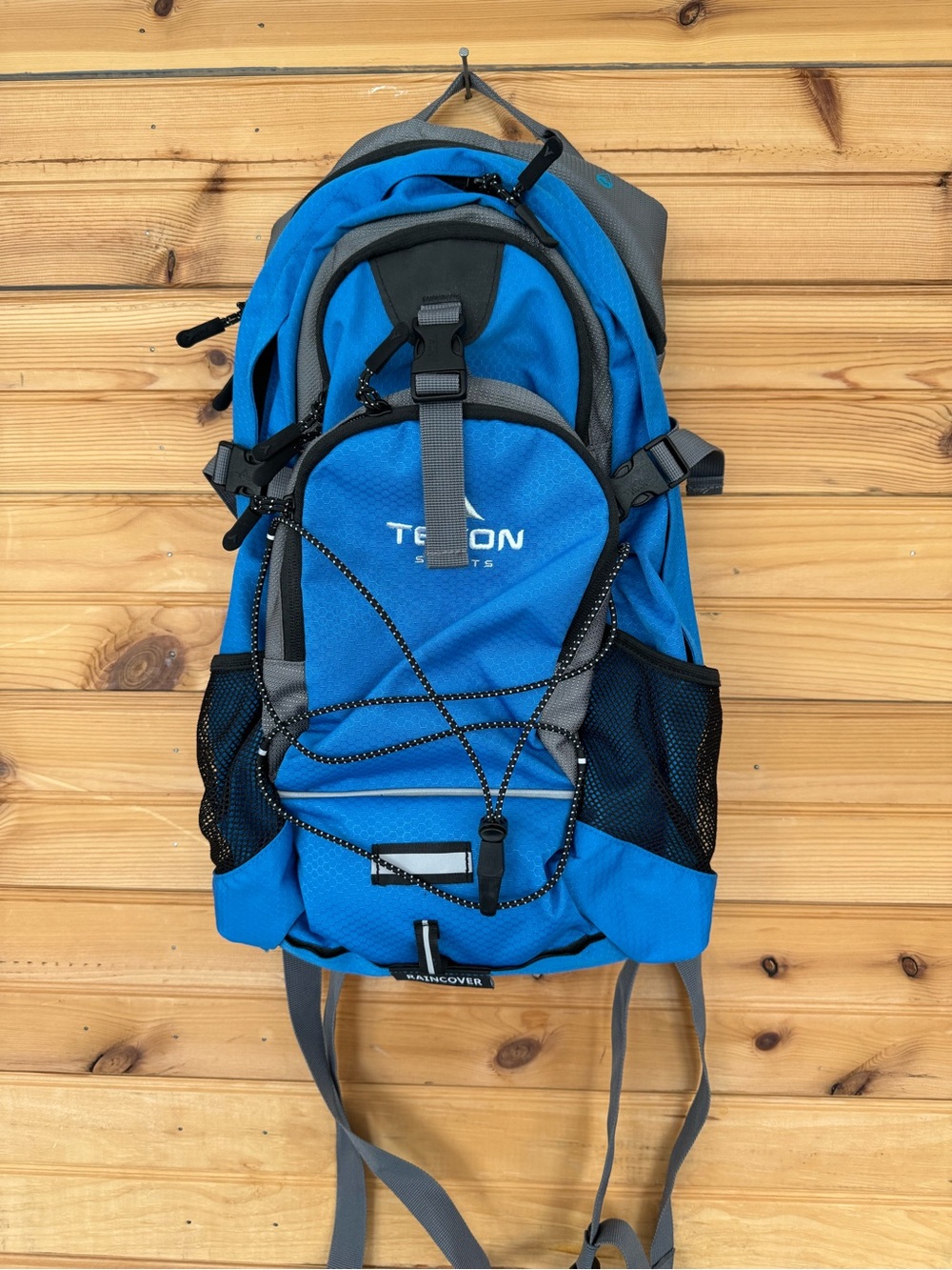 TETON | Sports 18L Hiking Backpack Daypack Hydration Ready Blue Gray Black NEW
